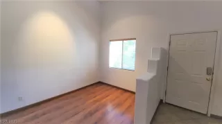 Photo #6: 2321744 Listing 