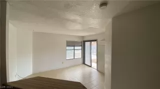 Photo #2: 2321780 Listing