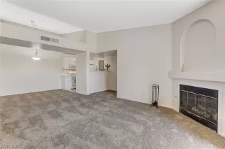 Photo #2: 2321801 Listing 