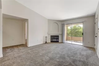 Photo #4: 2321801 Listing 