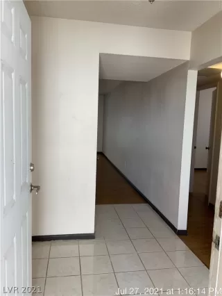 Photo #4: 2321818 Listing 