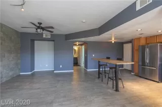 Photo #6: 2321840 Listing