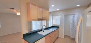 Photo #6: 2321841 Listing 