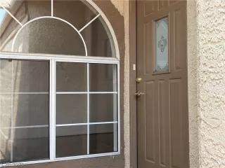 Photo #1: 2321842 Listing