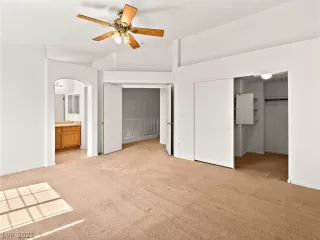 Photo #2: 2321867 Listing 