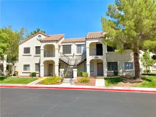 Photo #1: 2321892 Listing 