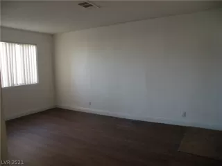 Photo #6: 2321919 Listing 