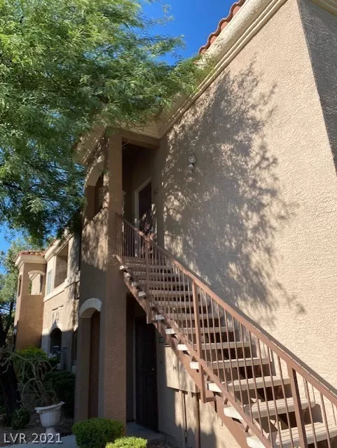 MLS: 2321924 Condo For Sale