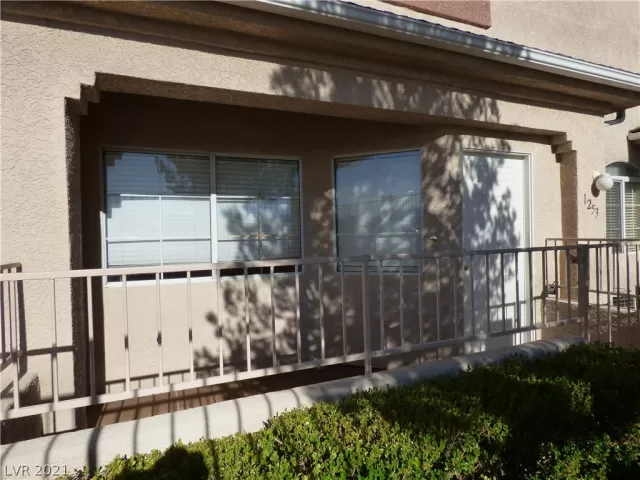 MLS: 2321930 Condo For Sale