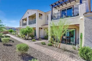 Photo #1: 2321942 Listing 