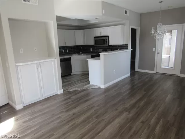 MLS: 2321948 Condo For Sale