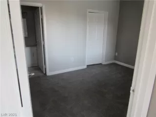 Photo #2: 2321948 Listing 