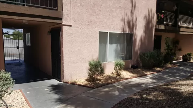 MLS: 2322013 Condo For Sale