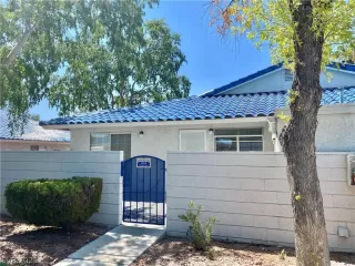 Photo #2: 2322040 Listing