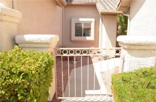 Photo #2: 2322076 Listing 