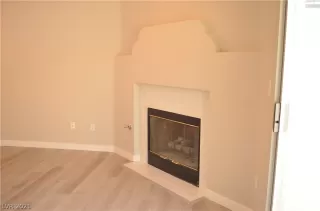 Photo #6: 2322076 Listing 