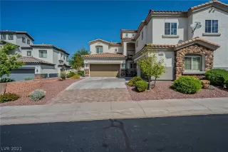 Photo #1: 2322077 Listing