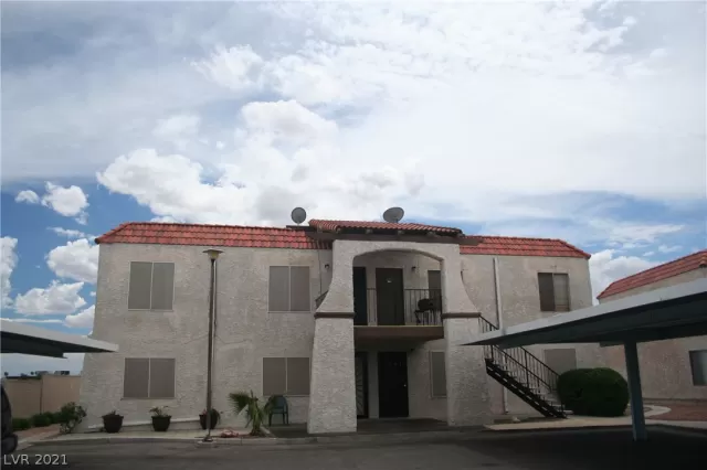 MLS: 2322091 Condo For Sale