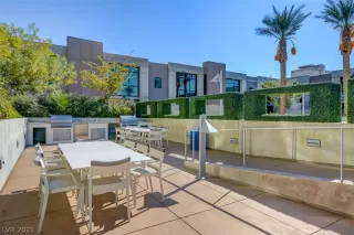 Photo #6: 2322097 Listing