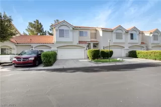 Photo #2: 2322120 Listing