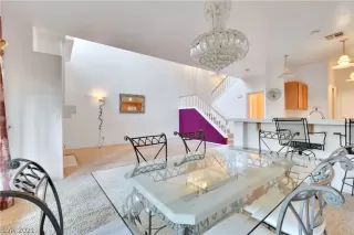 Photo #6: 2322120 Listing