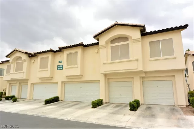 MLS: 2322151 Condo For Sale