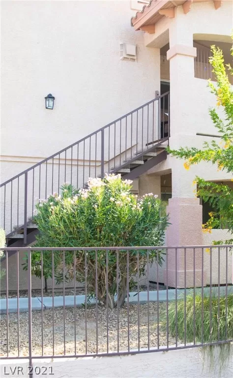 MLS: 2322155 Condo For Sale