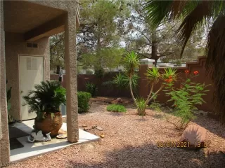 Photo #4: 2322237 Listing 