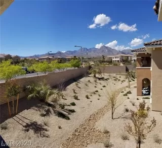 Photo #2: 2322242 Listing 