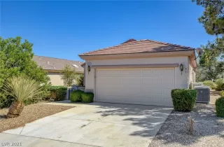 Photo #2: 2322248 Listing 