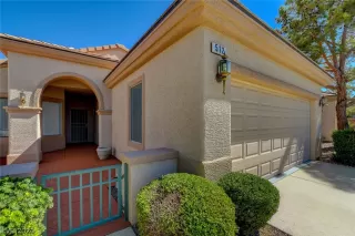 Photo #3: 2322248 Listing 