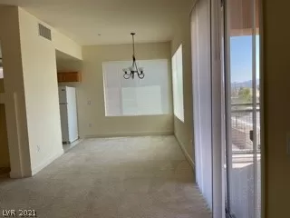 Photo #4: 2322291 Listing 