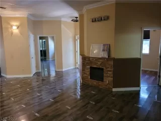 Photo #5: 2322321 Listing 