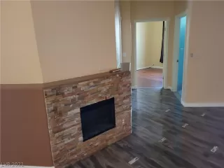 Photo #6: 2322321 Listing 