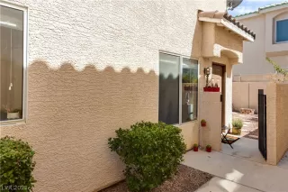 Photo #1: 2322322 Listing