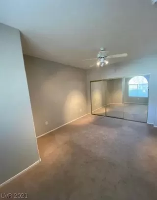 Photo #3: 2322332 Listing 