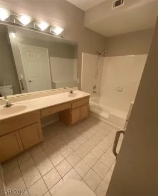 Photo #4: 2322332 Listing 