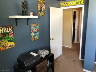 Photo #3: 2322382 Listing