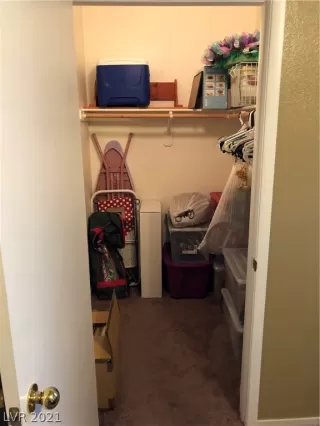 Photo #6: 2322382 Listing