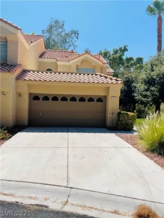 Photo #1: 2322387 Listing 