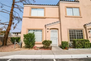 Photo #1: 2322406 Listing