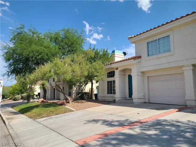 MLS: 2322434 Condo For Sale