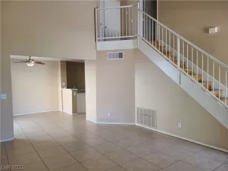 Photo #1: 2322434 Listing 