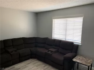 Photo #6: 2322468 Listing 