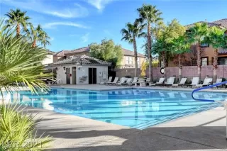 Photo #1: 2322472 Listing