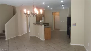 Photo #6: 2322472 Listing