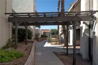 Photo #2: 2322496 Listing