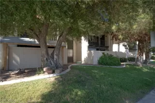 Photo #4: 2322496 Listing