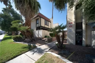 Photo #5: 2322496 Listing