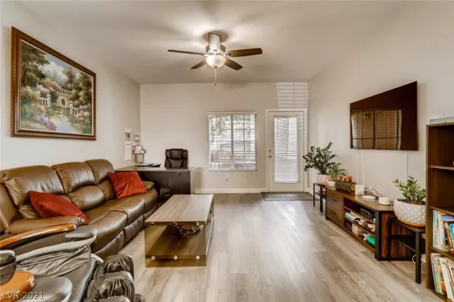 MLS: 2322504 Condo For Sale